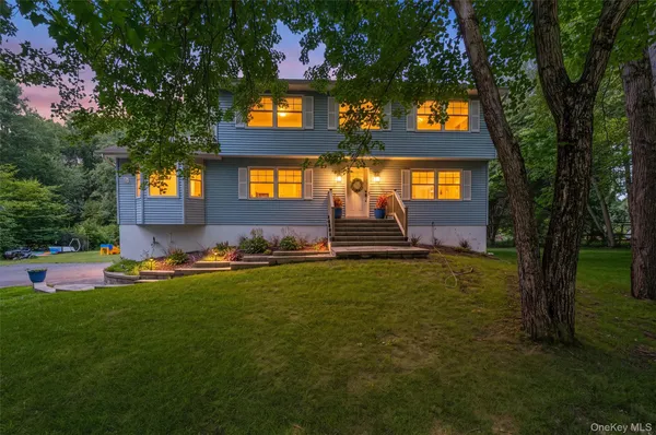 $649,000 | 63 Hunt Road, Wallkill, NY 12589