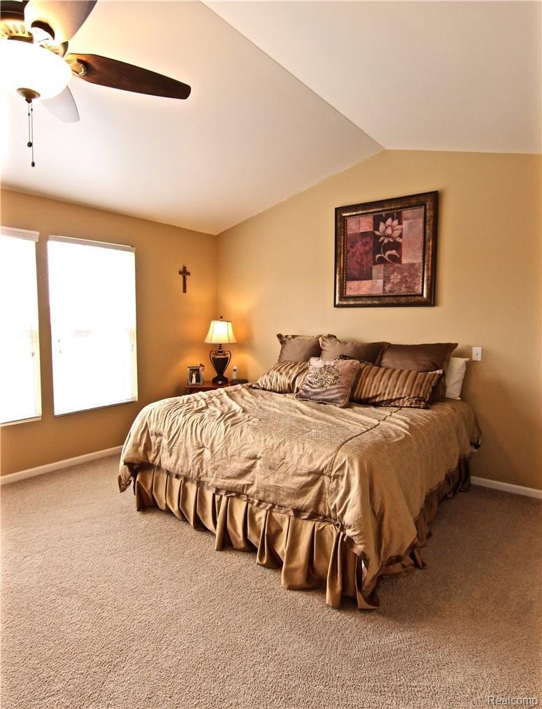 49941 Gracechurch Road Macomb, MI 48044 - Photo 17 of 30 IMG_4256.jpg