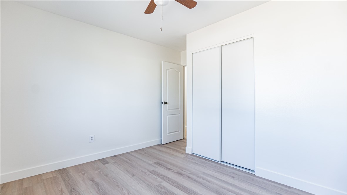 9293 Guava Avenue Hesperia, CA 92345 - Photo 11 of 32 a view of an empty room