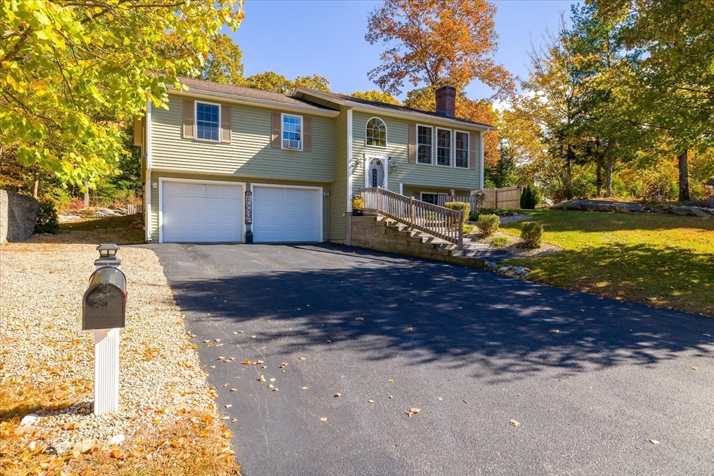 27 Ware Drive Templeton, MA 01436 - Photo 2 of 34 a front view of house with yard