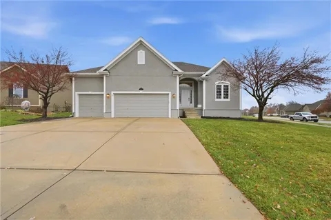 $560,000 | 14650 South Glen Eyrie Street, Olathe, KS 66061