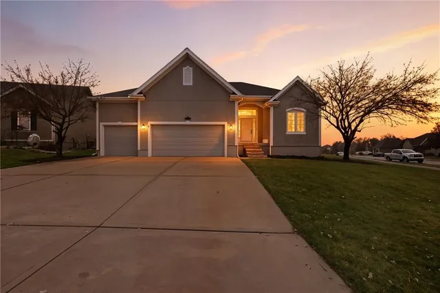 $560,000 | 14650 South Glen Eyrie Street, Olathe, KS 66061