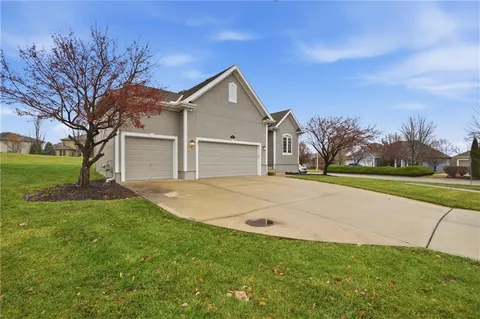 $560,000 | 14650 South Glen Eyrie Street, Olathe, KS 66061