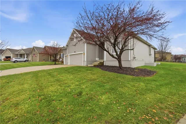 $560,000 | 14650 South Glen Eyrie Street, Olathe, KS 66061