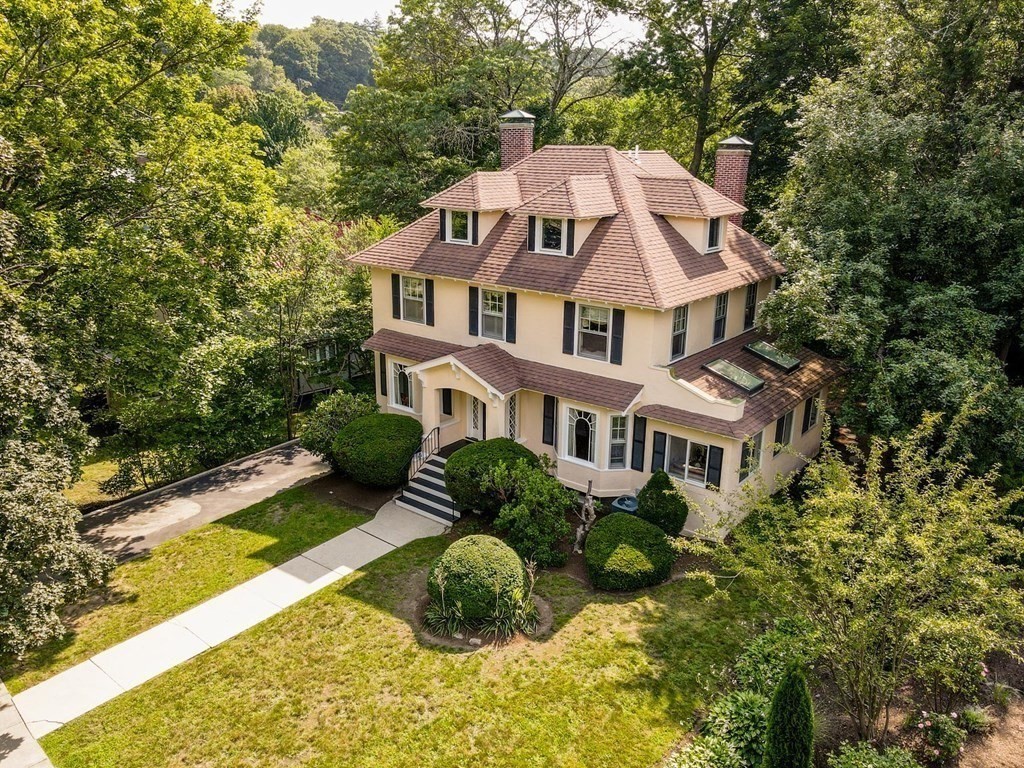 47 Cotswold Road Brookline, MA 02445 - Photo 2 of 30