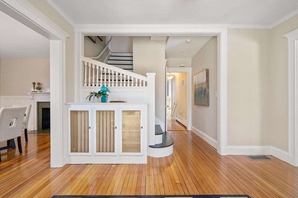 47 Cotswold Road Brookline, MA 02445 - Photo 7 of 30