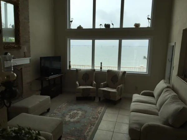 $679,000 | 9217 County Road 2226, Taft, TX 78390