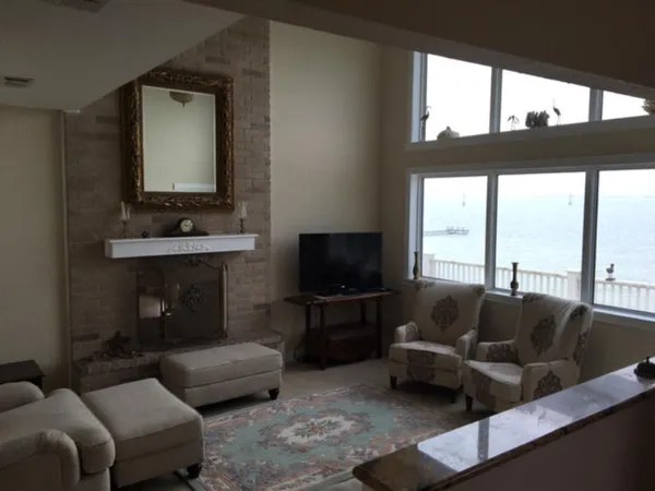 $679,000 | 9217 County Road 2226, Taft, TX 78390