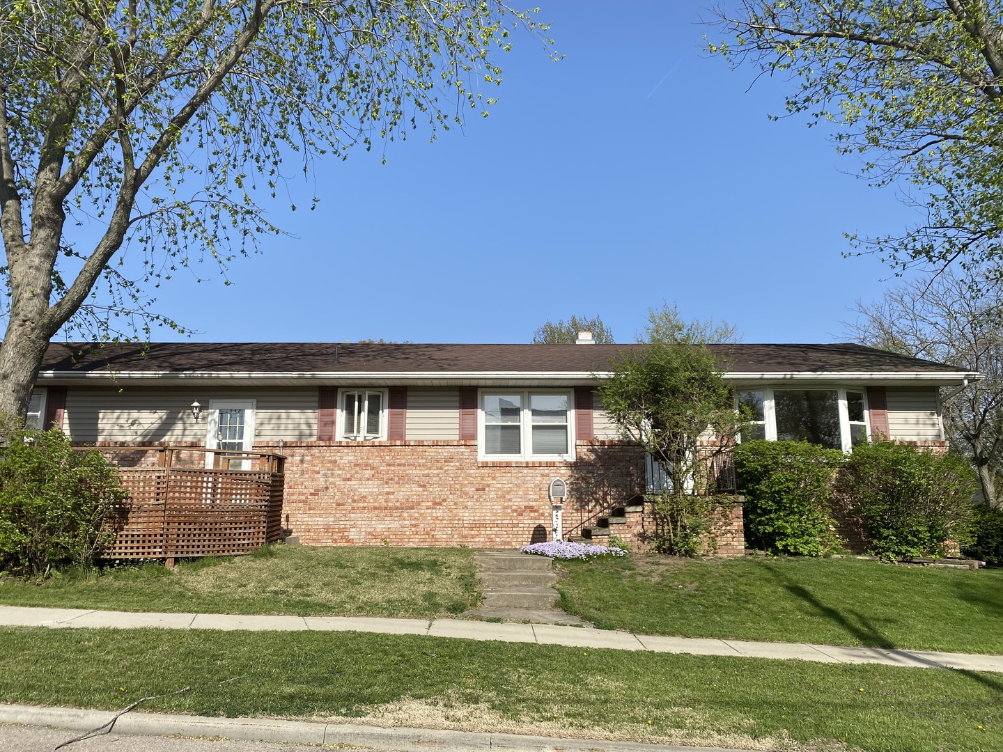 121 South Power Street Spring Valley, IL 61362 - Photo 1 of 1 a front view of a house with a yard