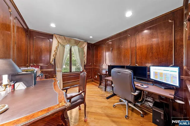 $4,650,000 | 14 Jane Drive, Englewood Cliffs, NJ 07632