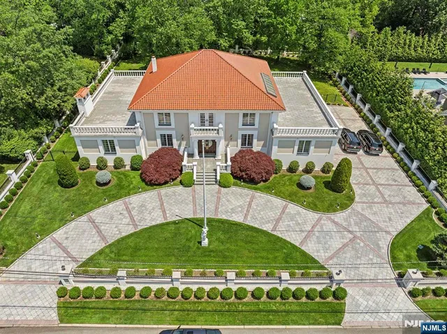 $4,650,000 | 14 Jane Drive, Englewood Cliffs, NJ 07632