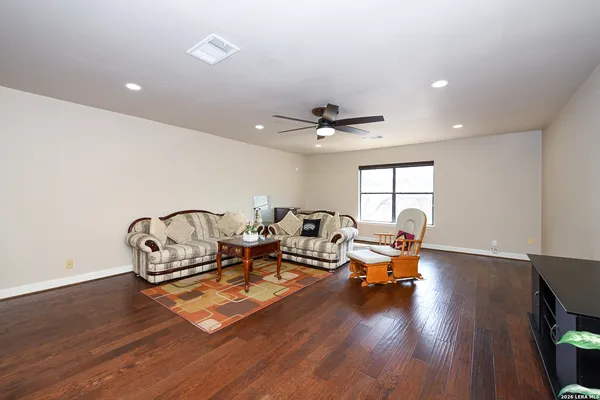 $4,000 | 15922 Tampke Place, San Antonio, TX 78247
