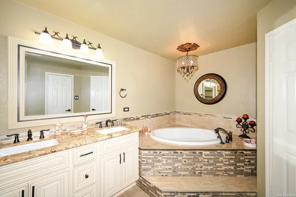 $4,000 | 15922 Tampke Place, San Antonio, TX 78247