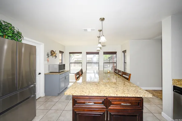 $4,000 | 15922 Tampke Place, San Antonio, TX 78247