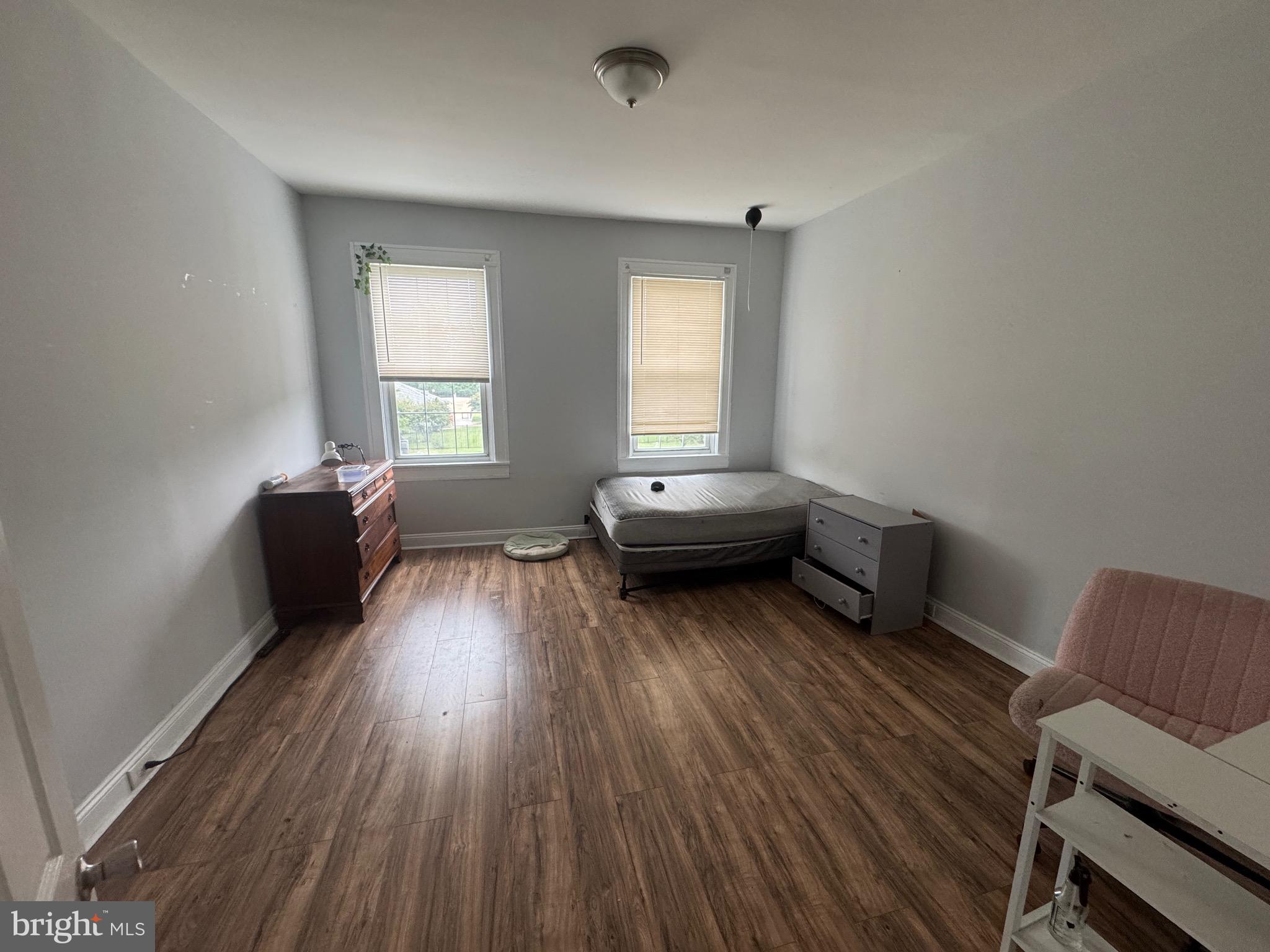 2039 Sinclair Lane Baltimore, MD 21213 - Photo 11 of 28 2nd level Front Bedroom