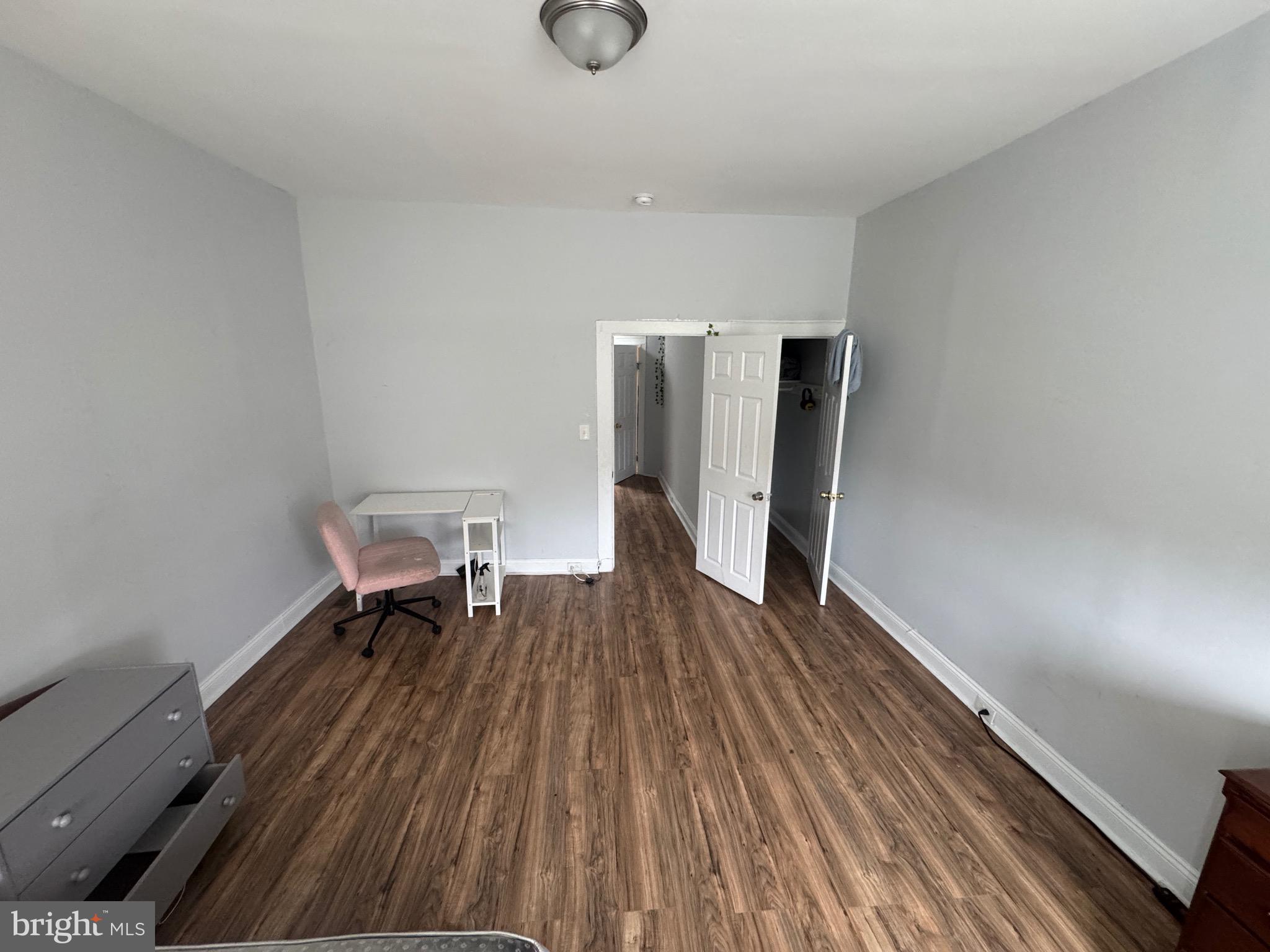 2039 Sinclair Lane Baltimore, MD 21213 - Photo 12 of 28