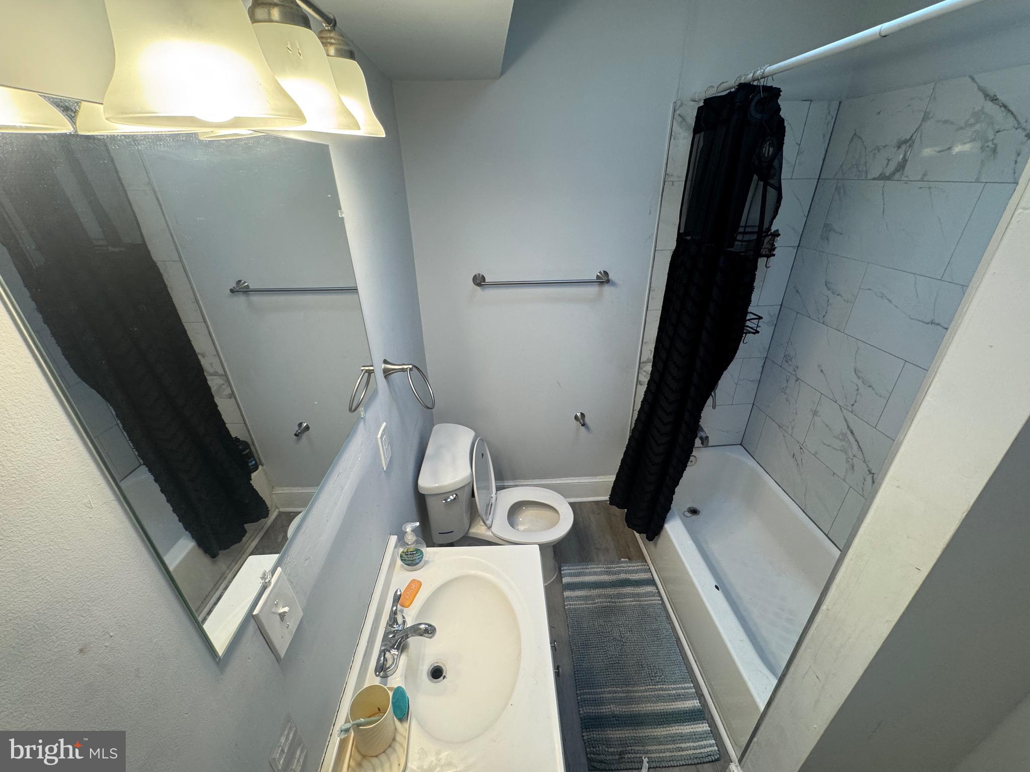 2039 Sinclair Lane Baltimore, MD 21213 - Photo 16 of 28