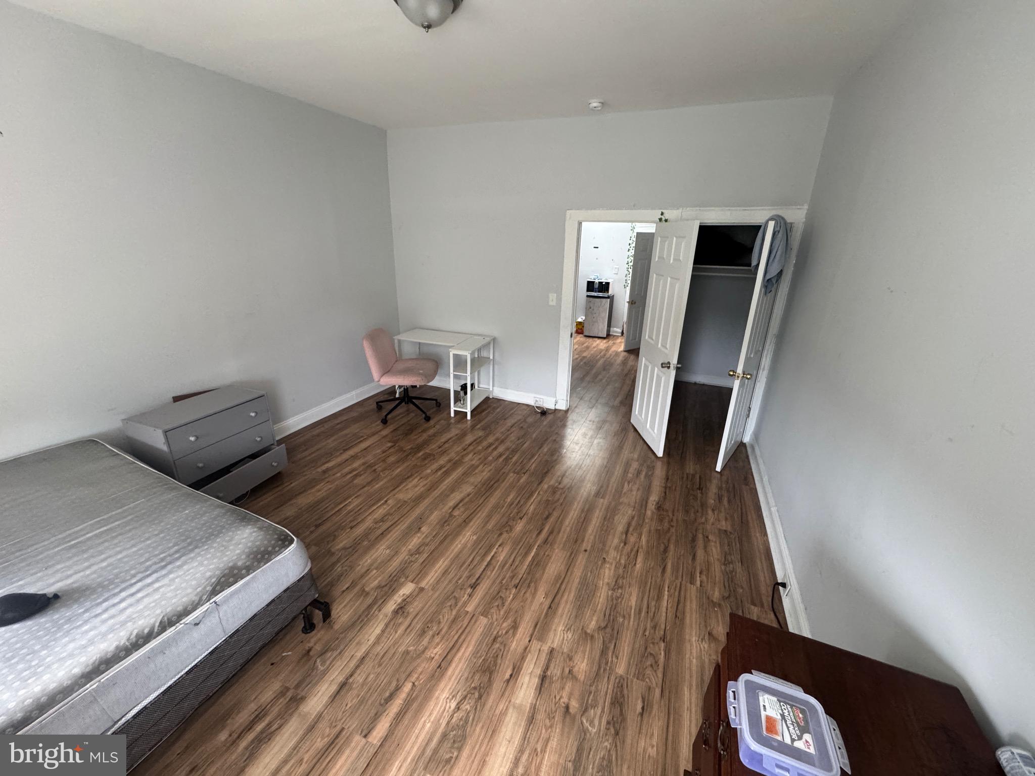 2039 Sinclair Lane Baltimore, MD 21213 - Photo 21 of 28