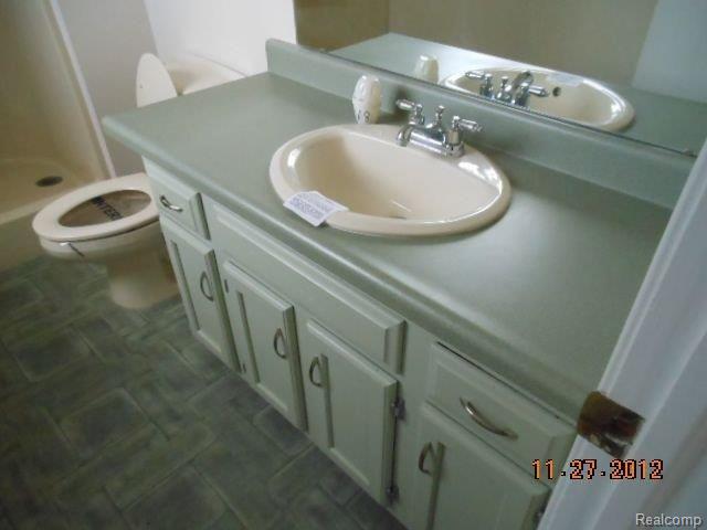 6616 Walters Road Clarkston, MI 48346 - Photo 10 of 11 BATH 1.jpg