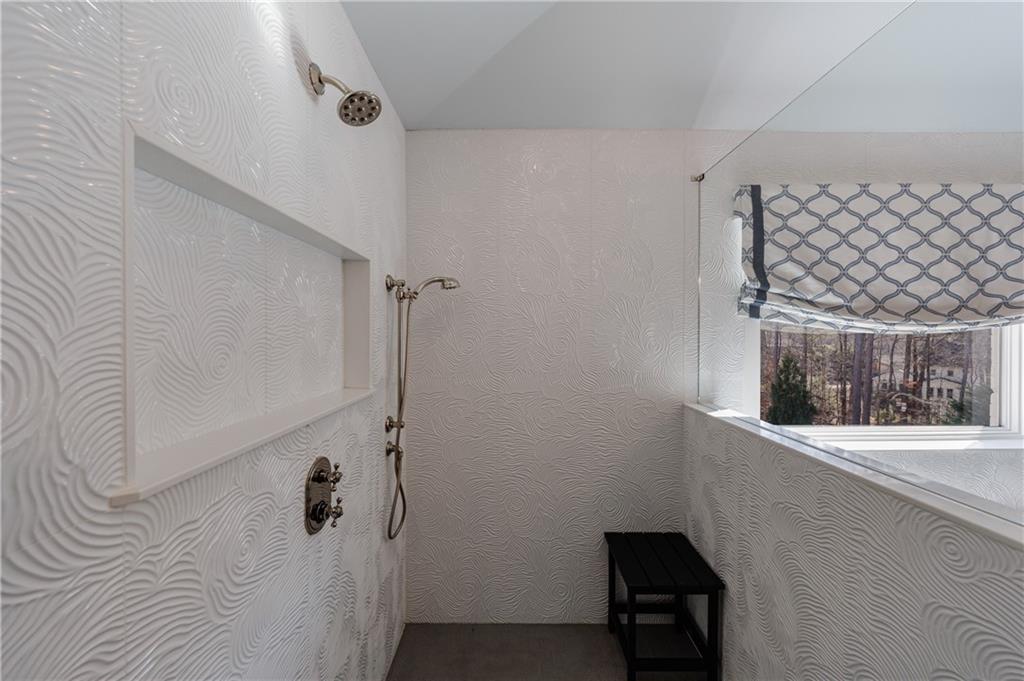 3085 Gray Hawk Lane Roswell, GA 30076 - Photo 50 of 99 a view of a bathroom with a sink
