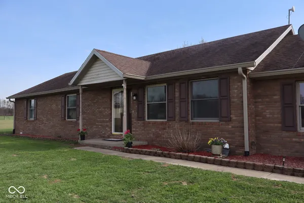 $318,000 | 6303 West New Bethel Road, Lexington, IN 47138