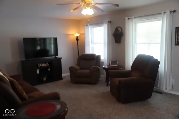 $324,900 | 6303 West New Bethel Road, Lexington, IN 47138
