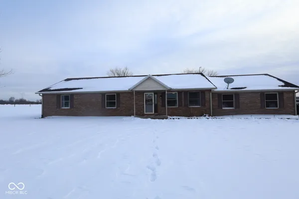 $324,900 | 6303 West New Bethel Road, Lexington, IN 47138