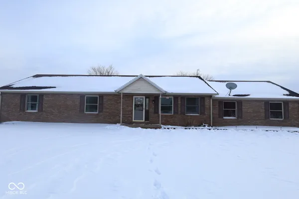 $324,900 | 6303 West New Bethel Road, Lexington, IN 47138