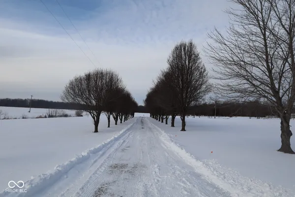 $324,900 | 6303 West New Bethel Road, Lexington, IN 47138