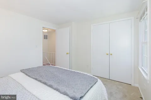 $370,000 | 20528 Strath Haven Drive, Gaithersburg, MD 20886