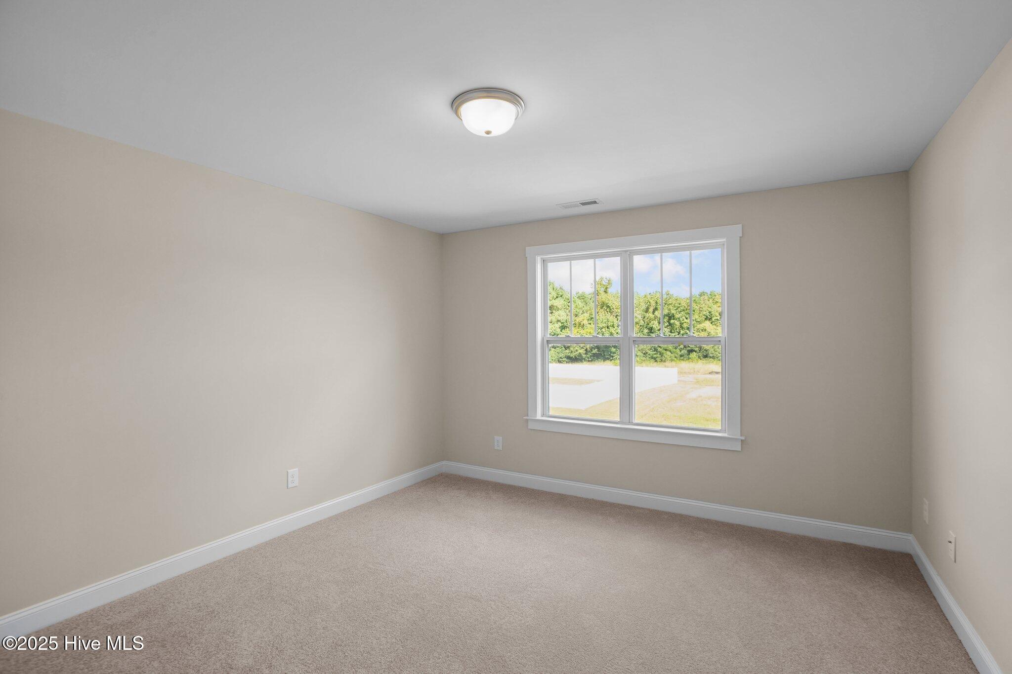 3452 Rockbend Road Greenville, NC 27834 - Photo 23 of 34 Photo of similar home