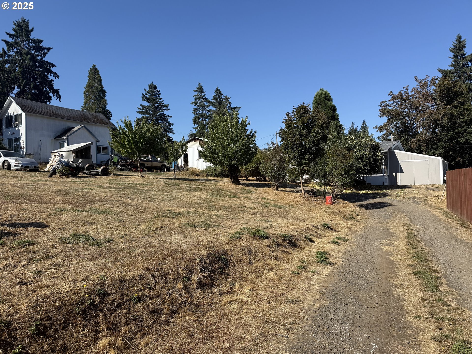 373 Hayhurst Road Yoncalla, OR 97499 - Photo 30 of 33 a view of outdoor space with trees