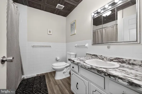 $1,895 | 4906 Catamaran Court, Wilmington, DE 19808