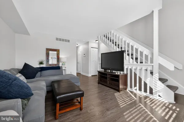 $1,895 | 4906 Catamaran Court, Wilmington, DE 19808