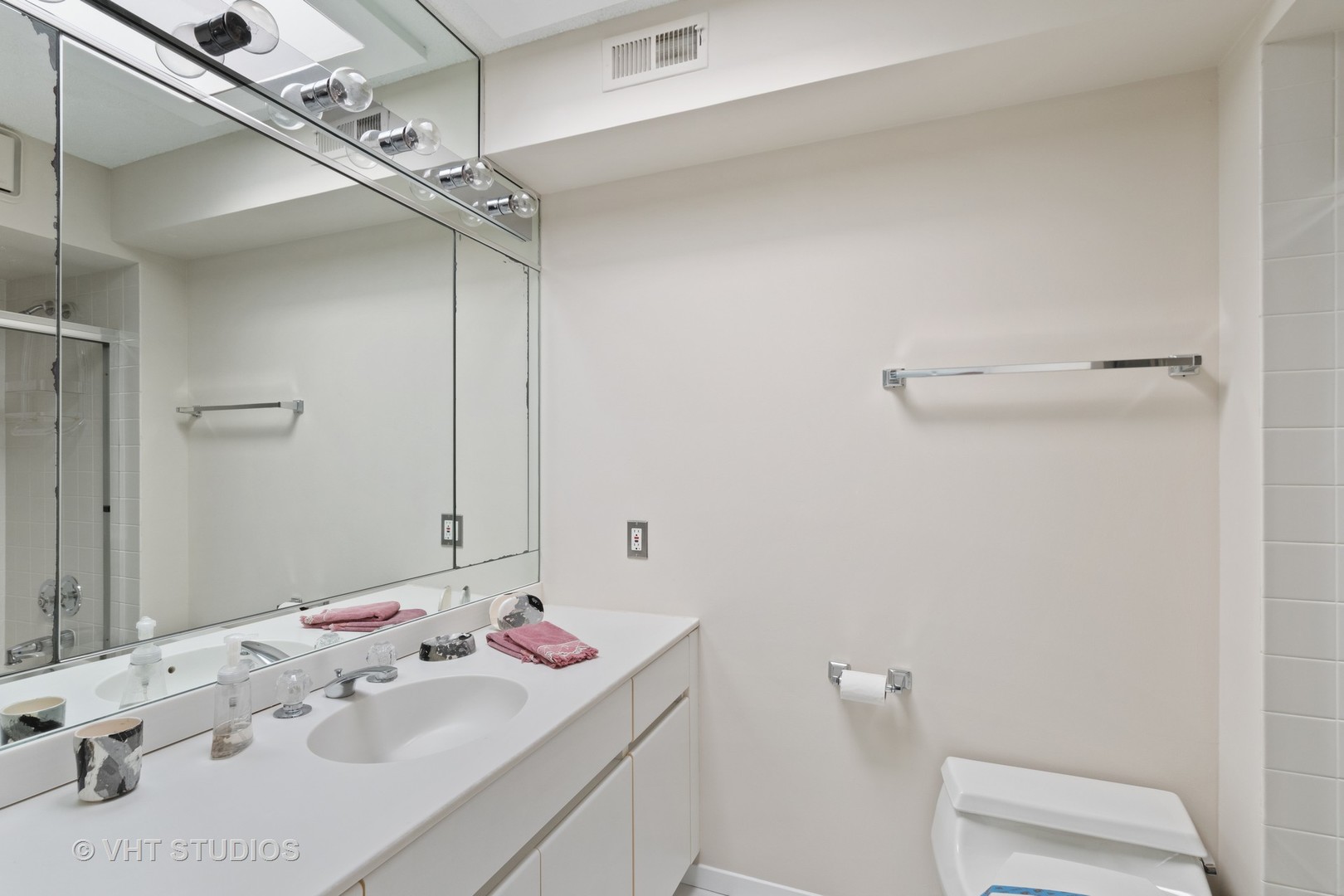 1757 Seton Road Northbrook, IL 60062 - Photo 12 of 22
