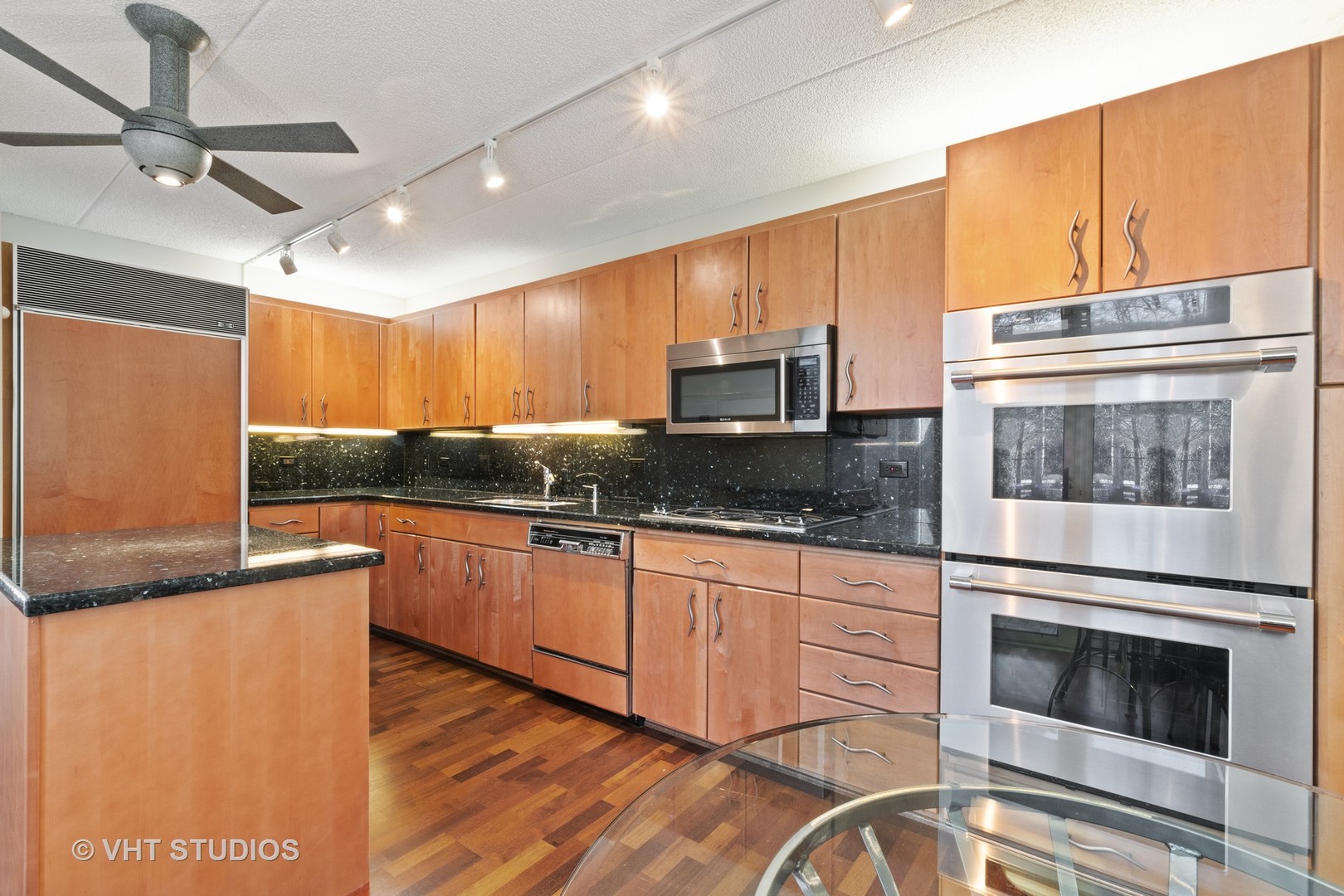 1757 Seton Road Northbrook, IL 60062 - Photo 6 of 22