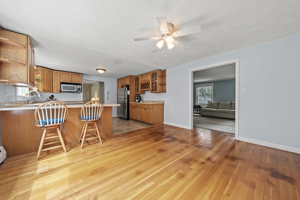 30 Alan Road Hamilton, MA 01982 - Photo 10 of 39 Gallery Image 10
