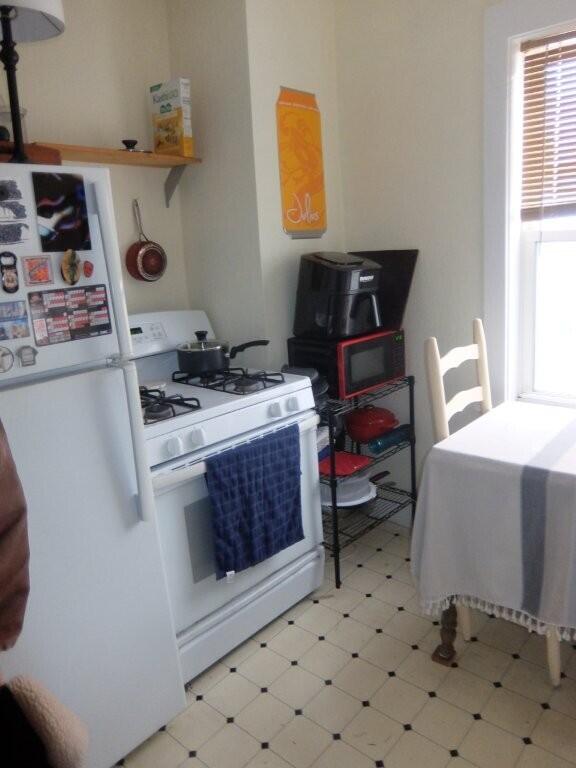 53 Tyng Street Portland, ME 04102 - Photo 18 of 36 DSCF3208