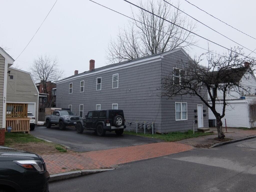 53 Tyng Street Portland, ME 04102 - Photo 2 of 36 DSCF3632