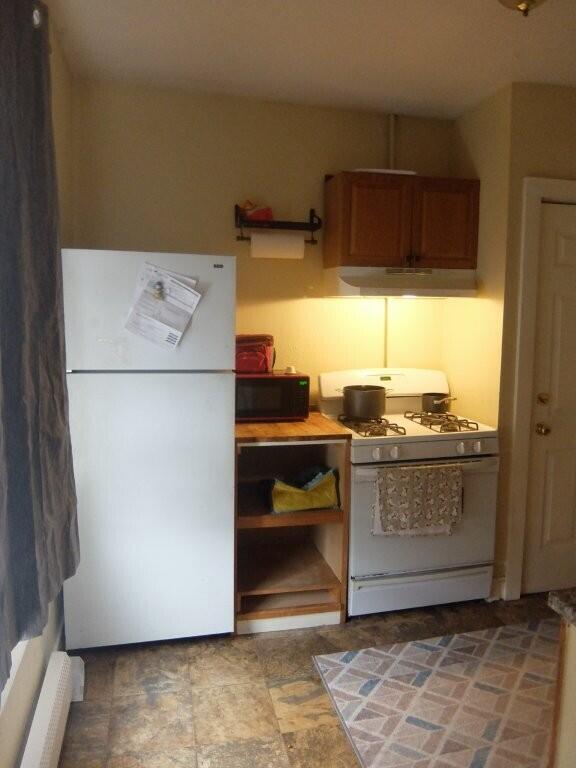 53 Tyng Street Portland, ME 04102 - Photo 8 of 36 DSCF3175