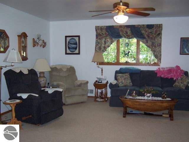 2627 Pointer Road West Branch, MI 48661 - Photo 4 of 11 1758087-3.JPG