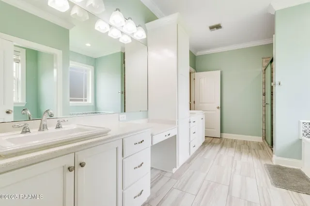 $360,000 | 170 Noah's Ark Boulevard, Cankton, LA 70584