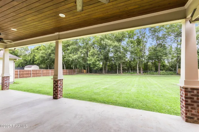 $360,000 | 170 Noah's Ark Boulevard, Cankton, LA 70584