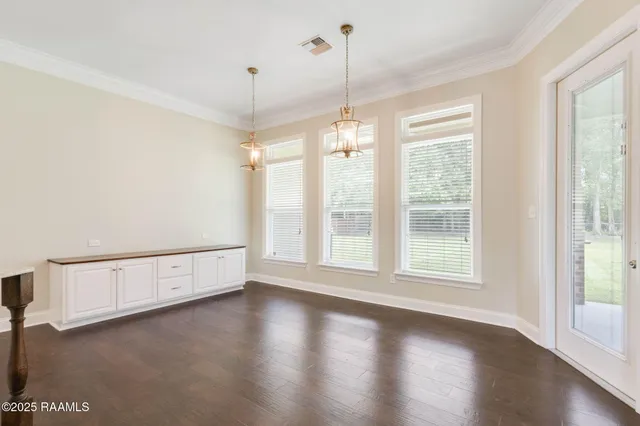 $360,000 | 170 Noah's Ark Boulevard, Cankton, LA 70584