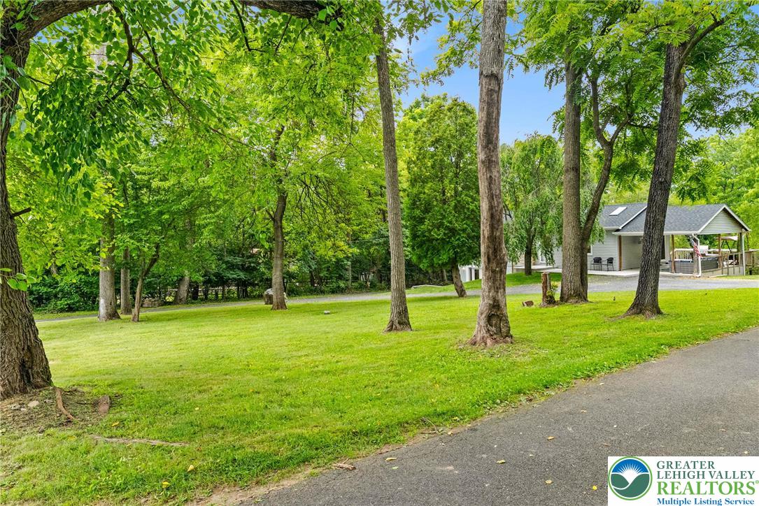 2007 Springtown Hill Road Hellertown, PA 18055 - Photo 4 of 100