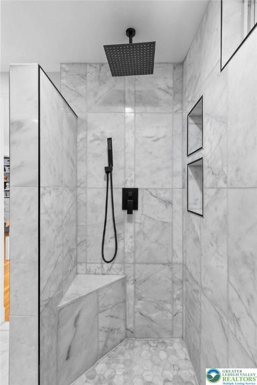 2007 Springtown Hill Road Hellertown, PA 18055 - Photo 51 of 100 a bathroom with a shower