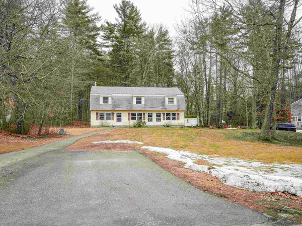 $2,150 | 4 Linda Lane, Unit 5, Stratham, NH 03885