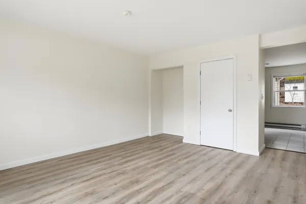 $2,150 | 4 Linda Lane, Unit 5, Stratham, NH 03885