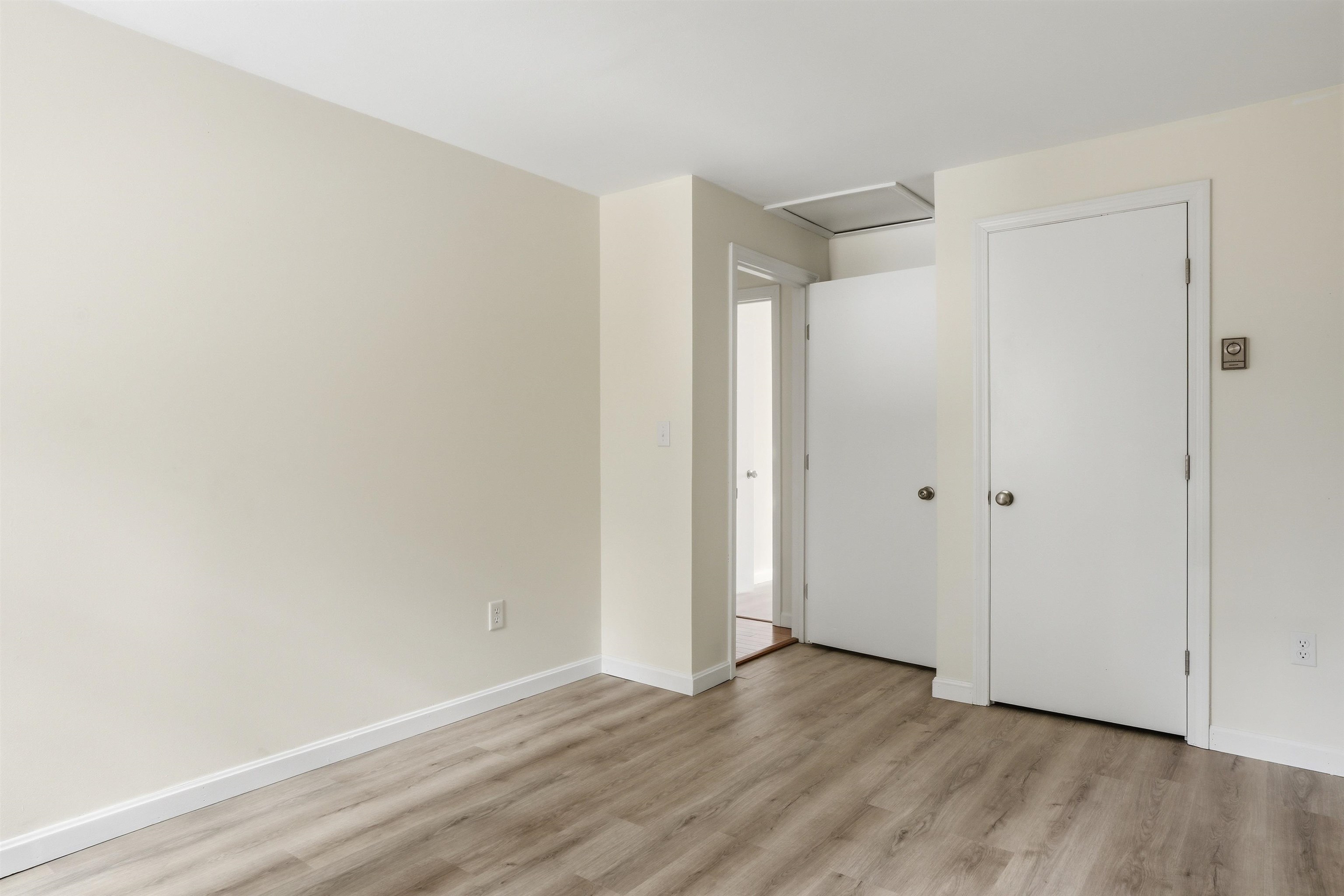 4 Linda Lane, Unit 5 Stratham, NH 03885 - Photo 13 of 28