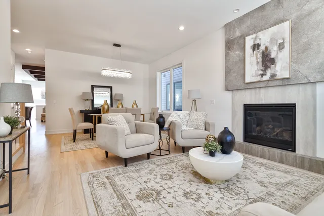 $1,299,000 | 5620 North Francisco Avenue, Chicago, IL 60659